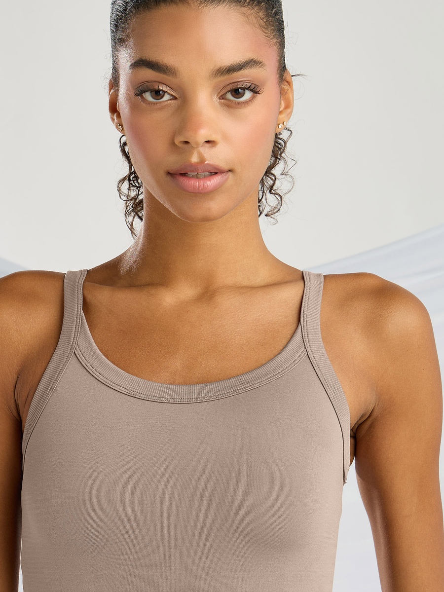 Ribbed Seamless Camisole