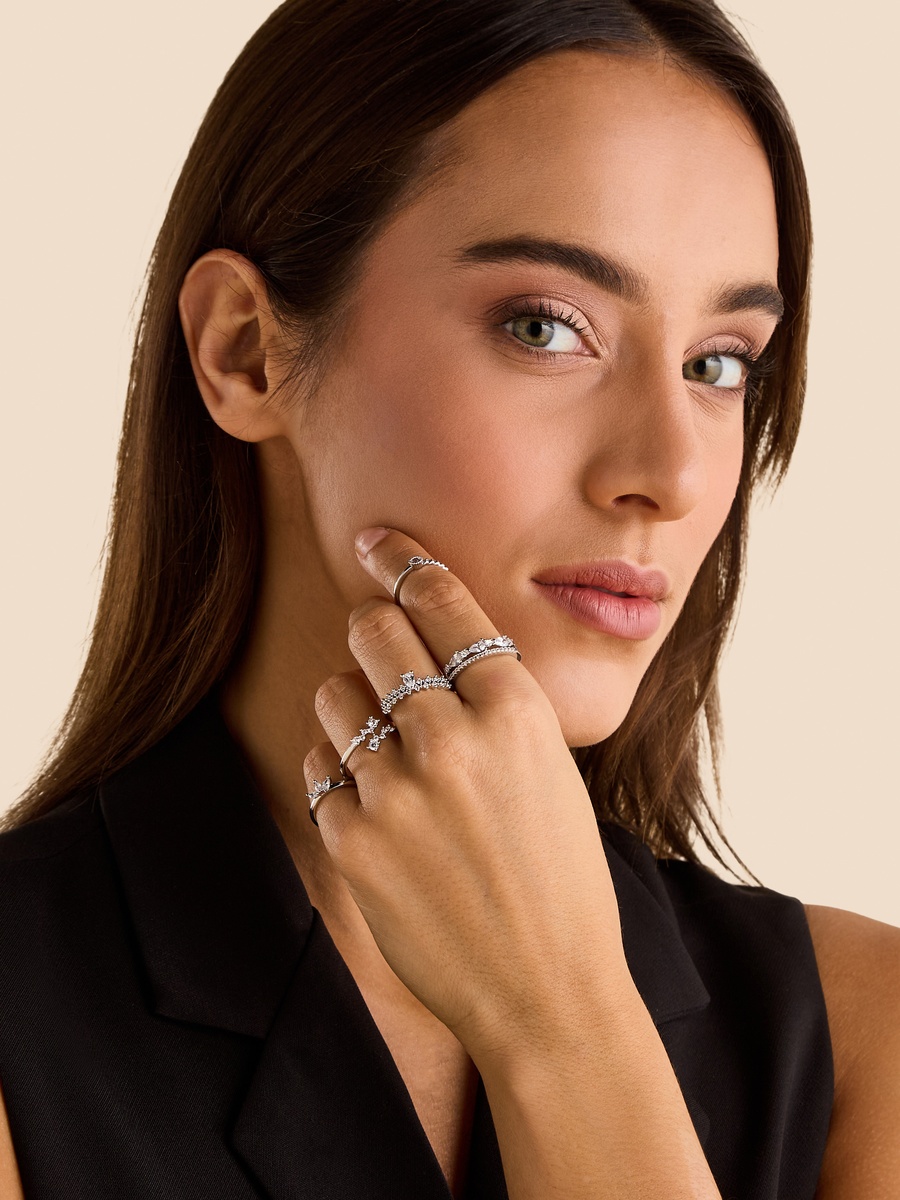 Pack of 5 - Embellished Ring