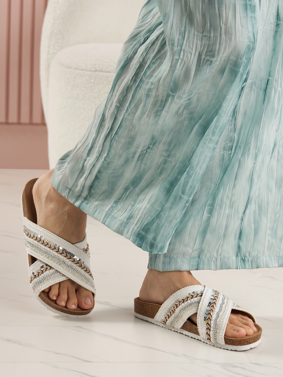 Embroidered Slip-On Flat Sandals