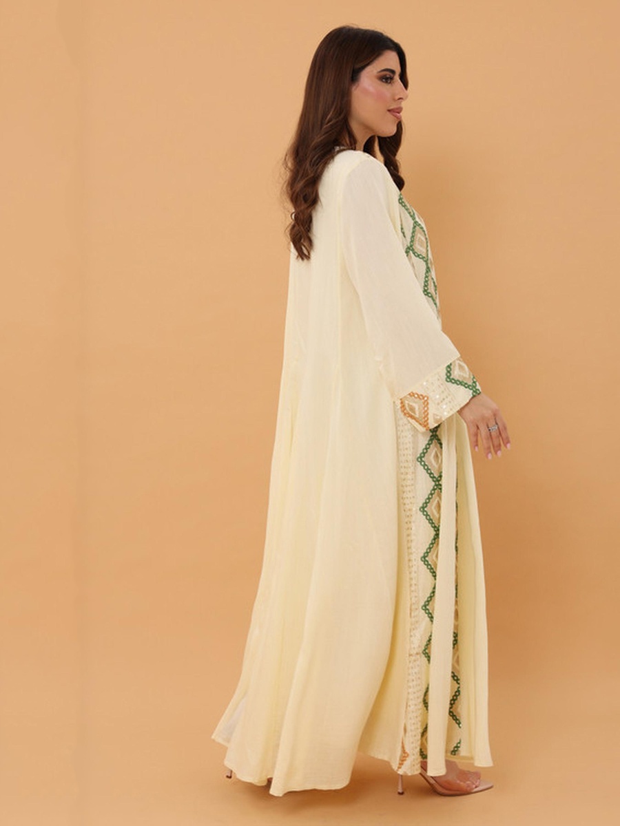 Samira Embroidered V Neck Jalabiya