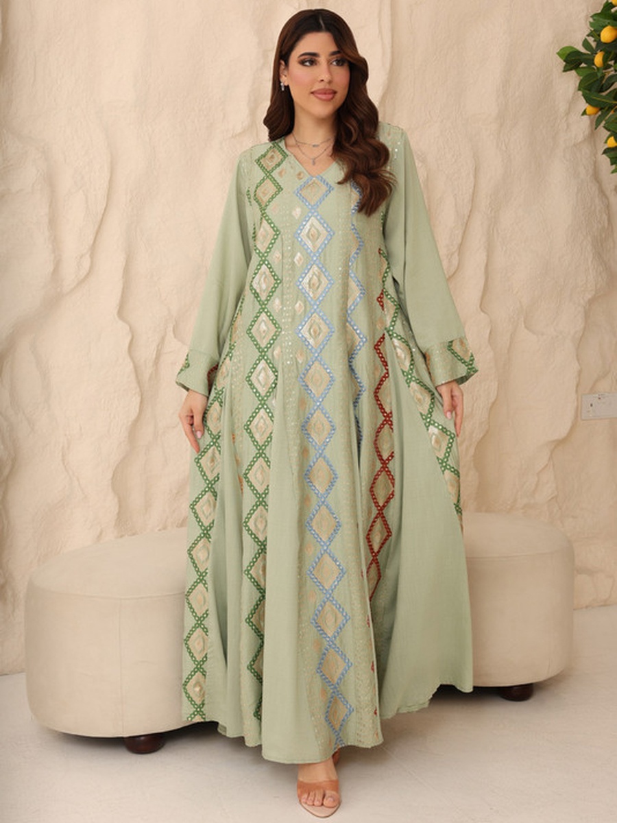 Samira Embroidered V Neck Jalabiya