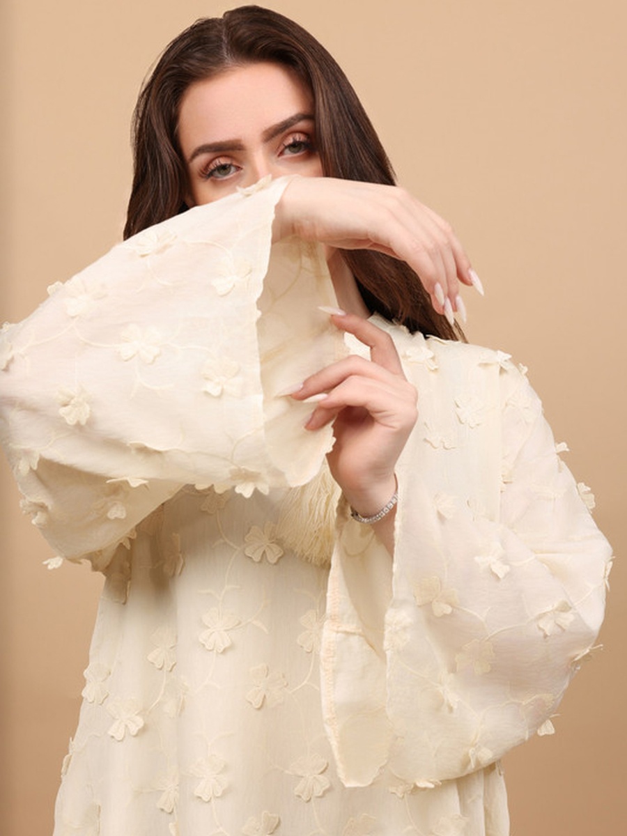 Floral Aura Tassel Detail Collared Jalabiya
