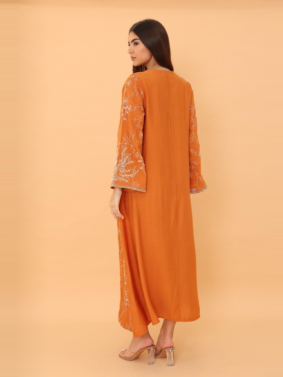 Lina Embroidered V Neck Jalabiya