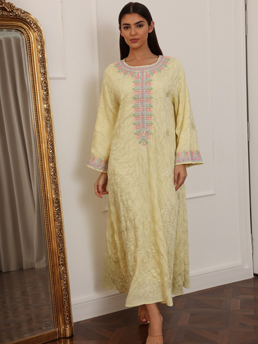 Aaliyah Embroidered Bell Sleeves Jalabiya