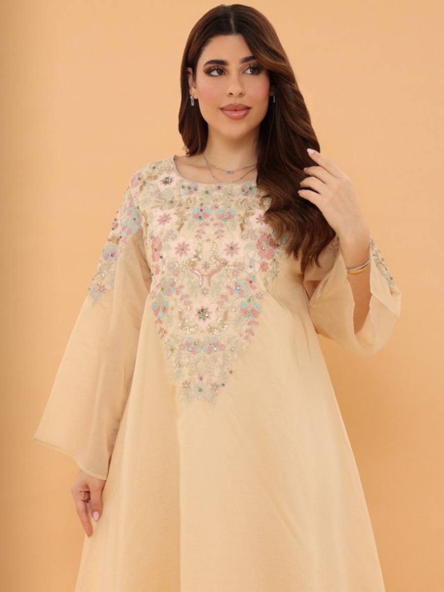 Ward Floral Embroidered Bell Sleeves Jalabiya