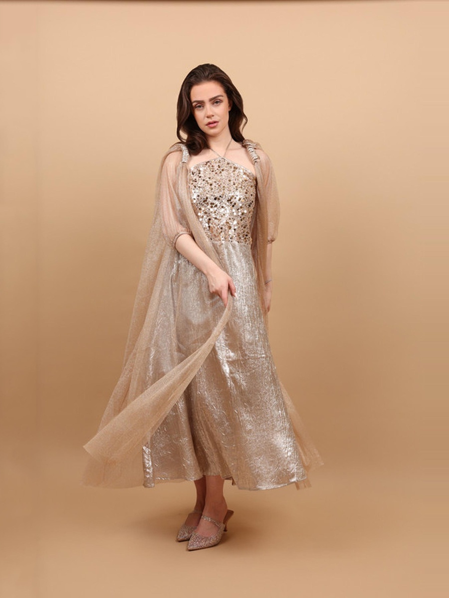 Royal Mist Embellished Halter Neck Jalabiya with Kimono