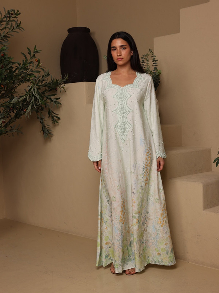 Zaria Floral Embroidered Scallop Neck Jalabiya