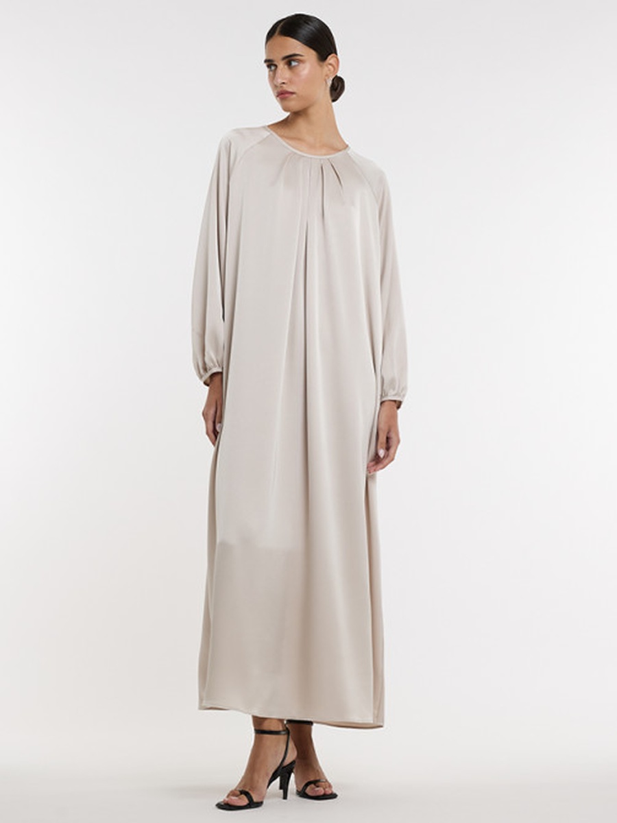 Pleated Detail Round Neck Jalabiya