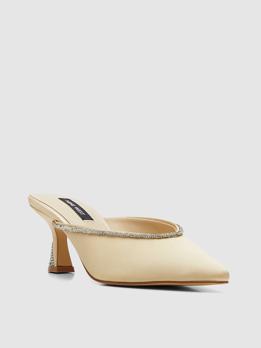 Embellished Detail Pointed Toe Heel Shoes
