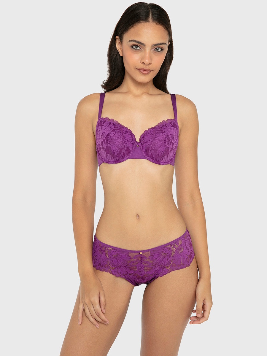 Lightly Lined Wired Lace Bra