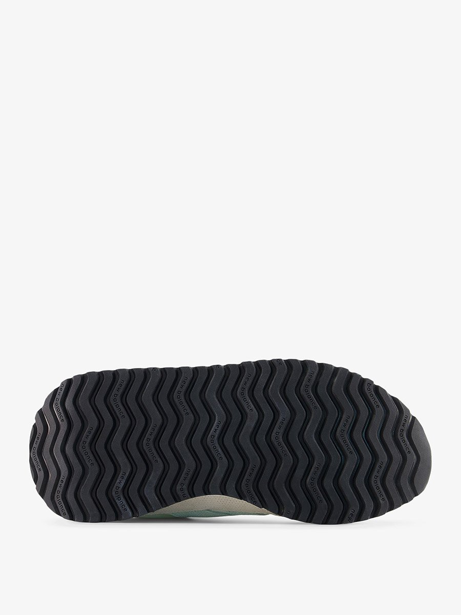 237 Sneakers
