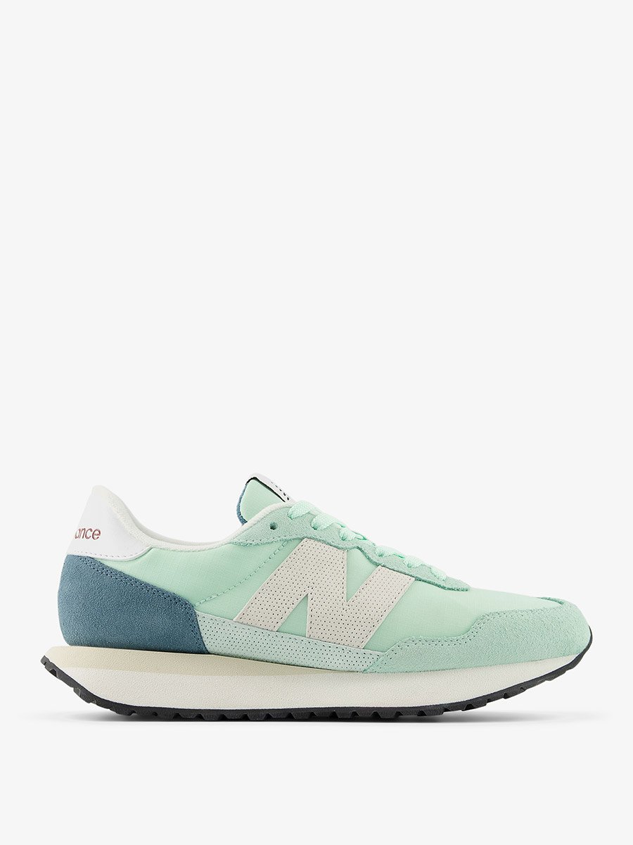 237 Sneakers