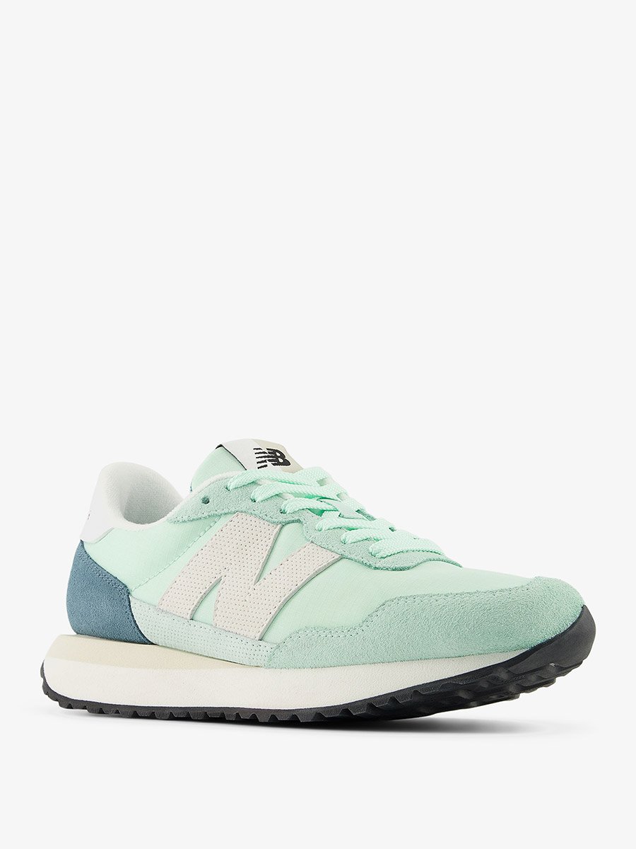 237 Sneakers