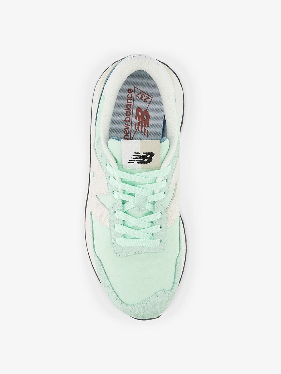 237 Sneakers