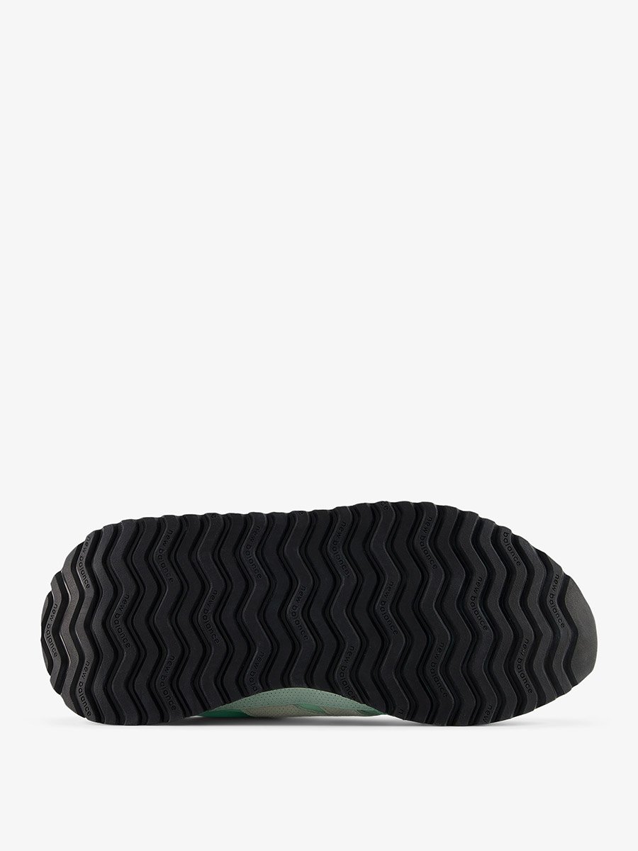 237 Sneakers