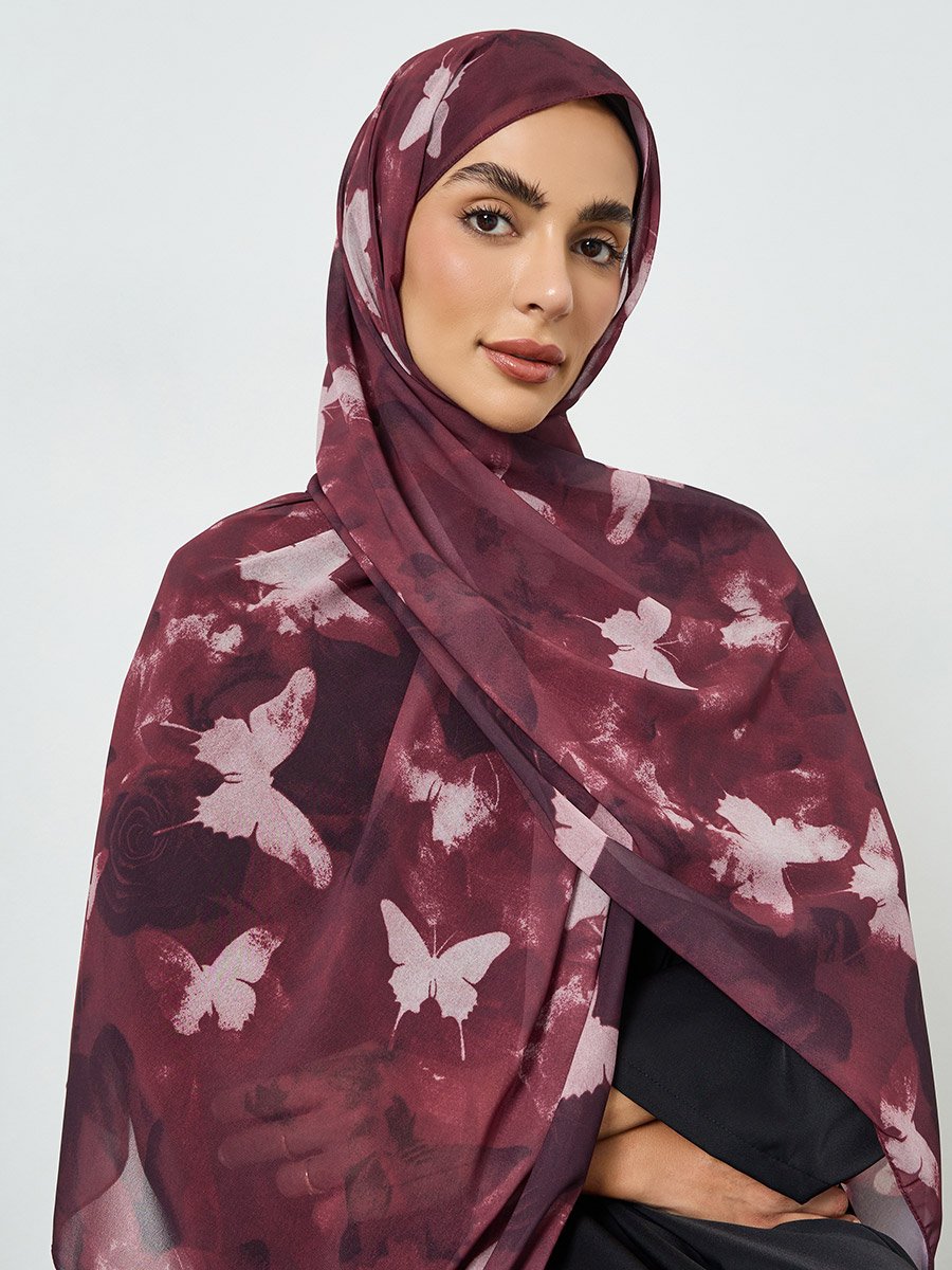 وشاح رأس بطبعة فراشة