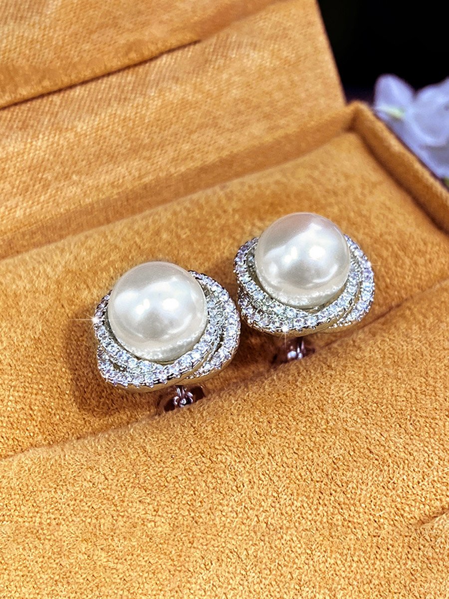 Silver Pearl Stud Earrings