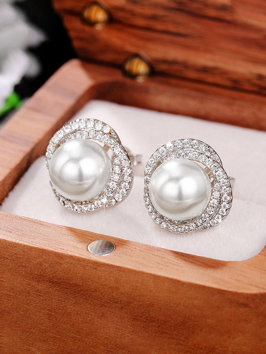 Silver Pearl Stud Earrings