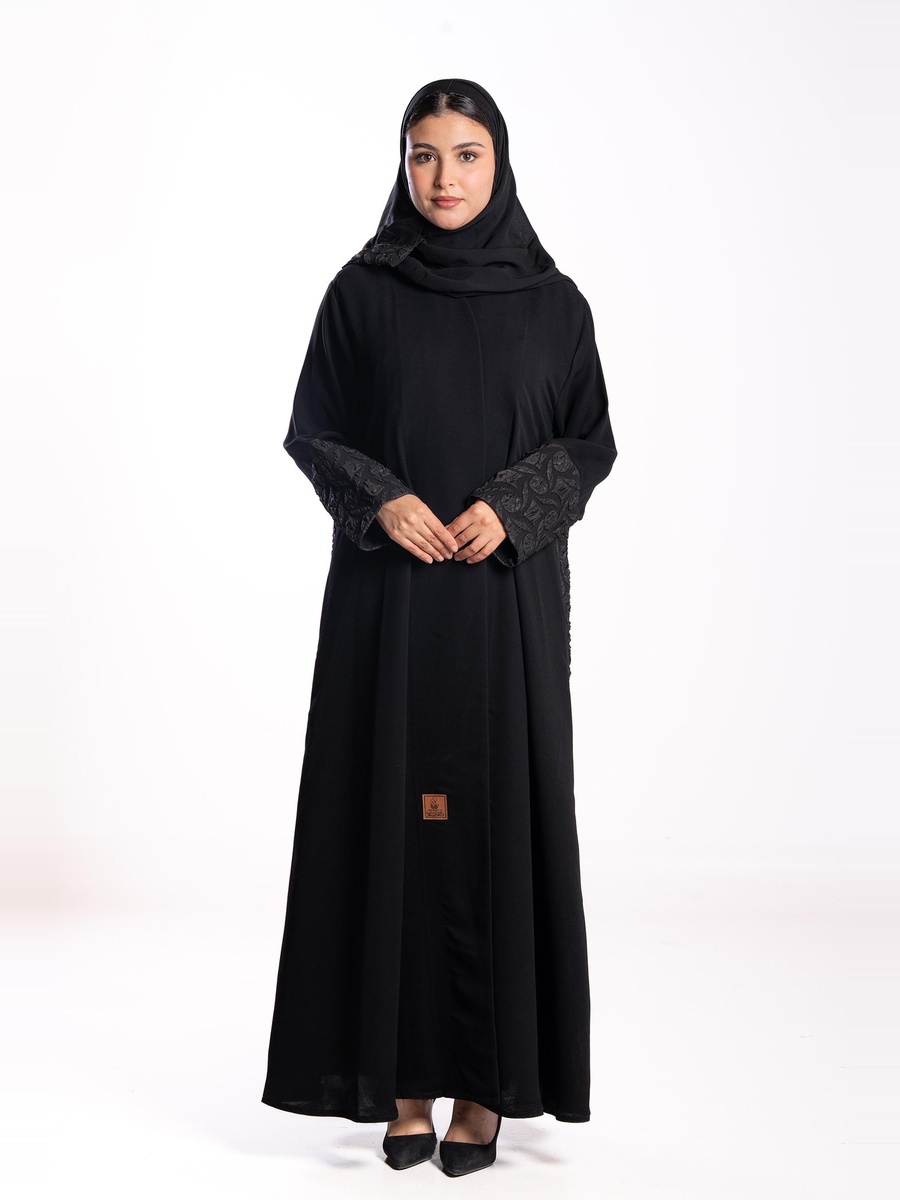 Black Mayadas Jacquard Detail Long Sleeves Abaya