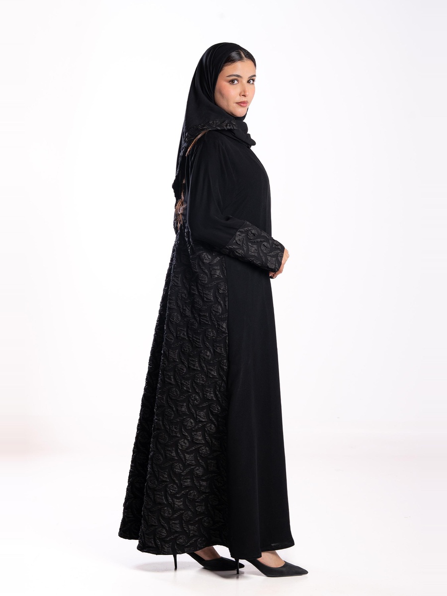 Black Mayadas Jacquard Detail Long Sleeves Abaya