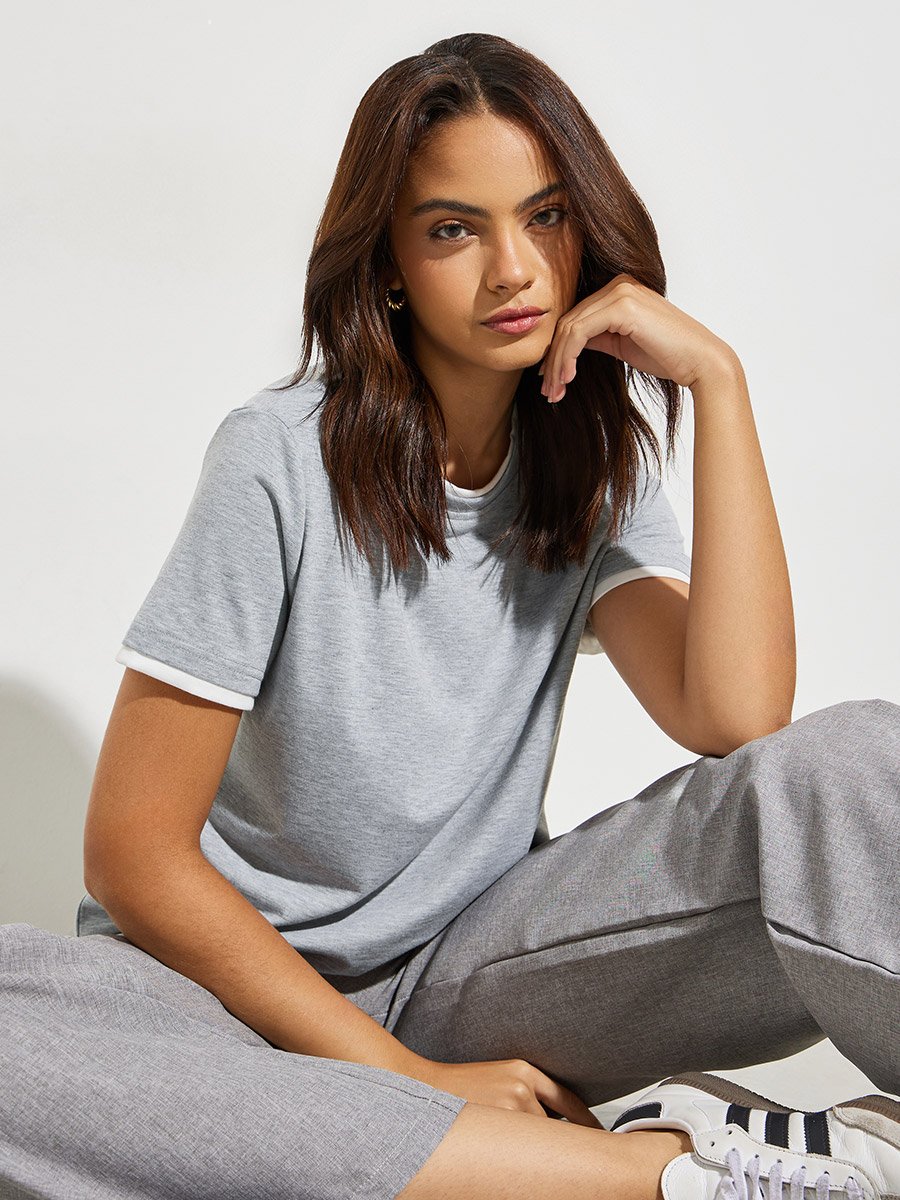 Grey Round Neck Spliced Hem T-Shirt
