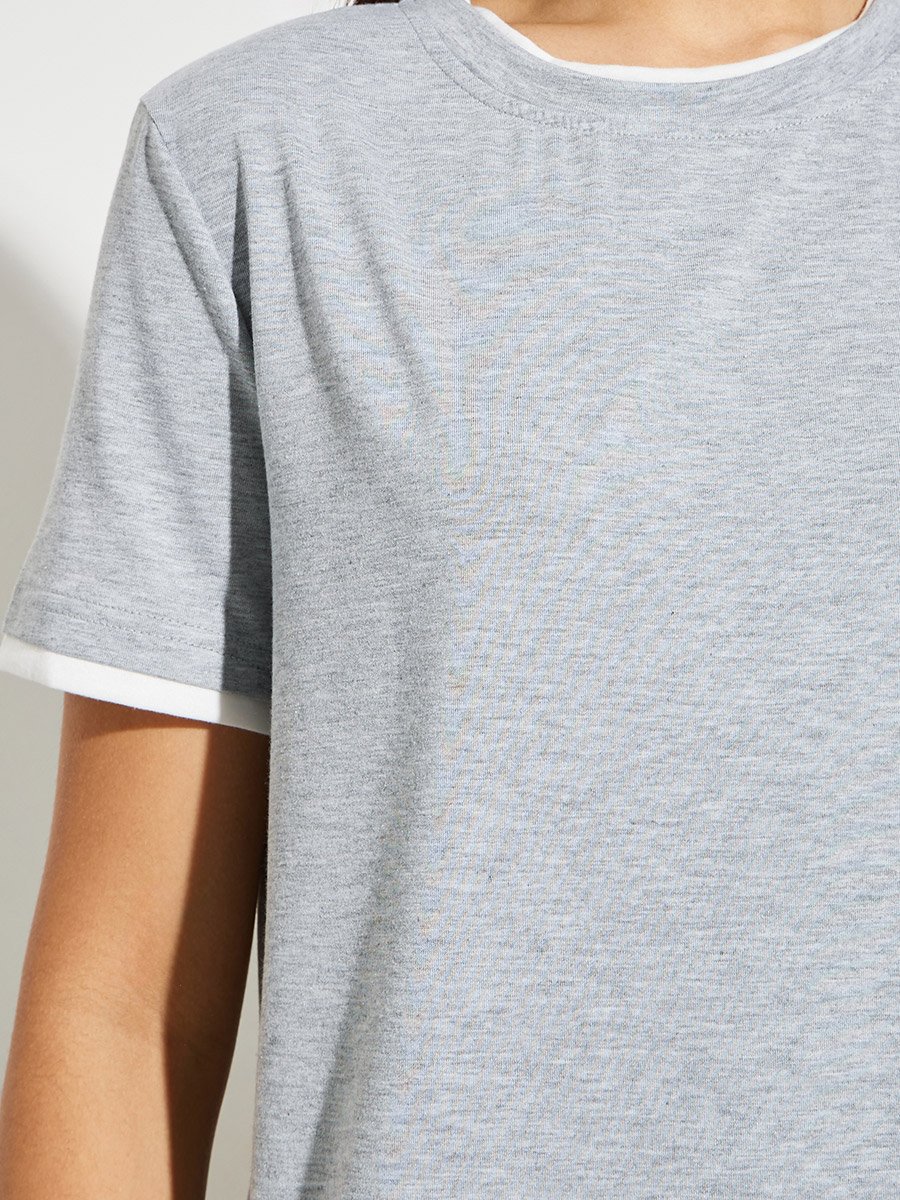 Grey Round Neck Spliced Hem T-Shirt