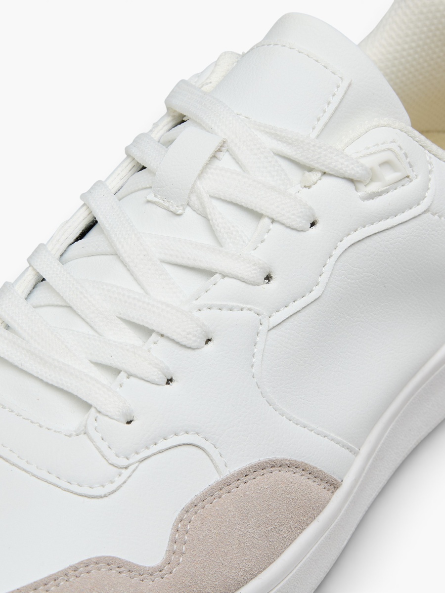 Men Lace-Up Sneakers