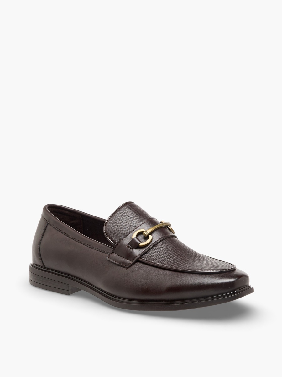 Men Textured Slip-On Loafers