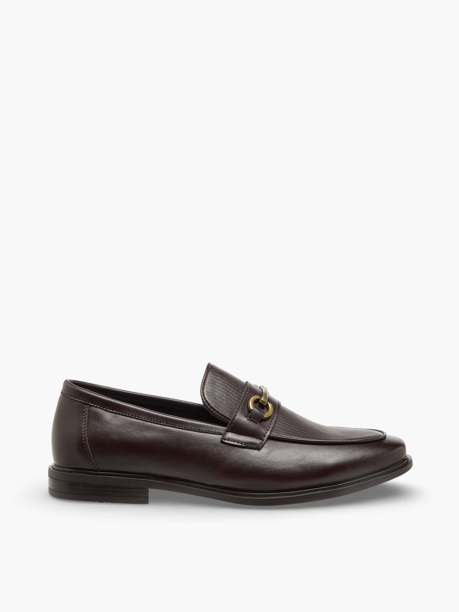 Men Textured Slip-On Loafers