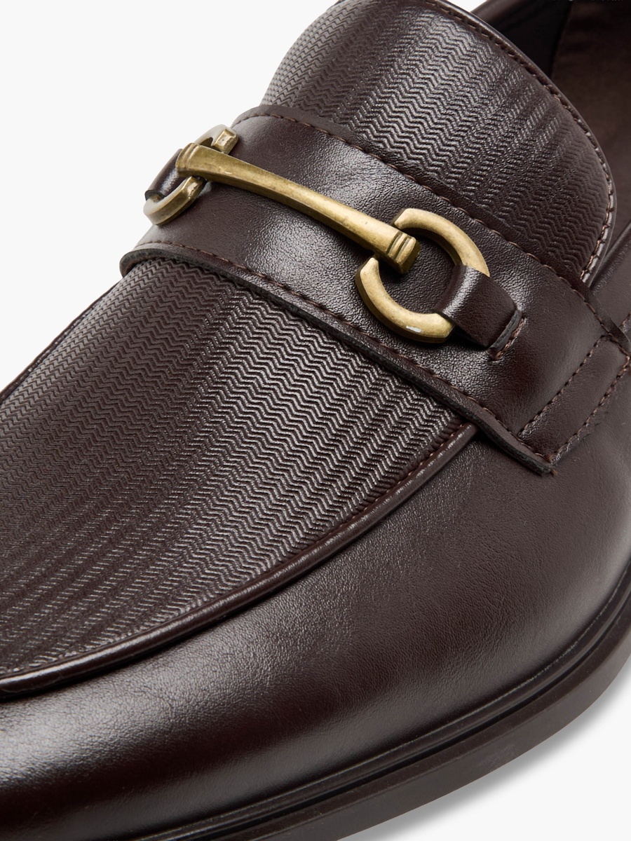 Men Textured Slip-On Loafers