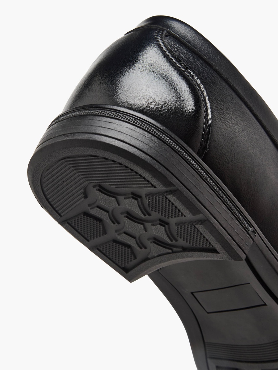 Men Braided Accent Slip-On Loafers