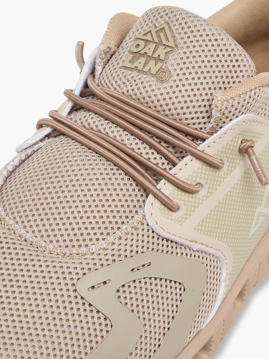 Men Lace-Up Sports Shoes