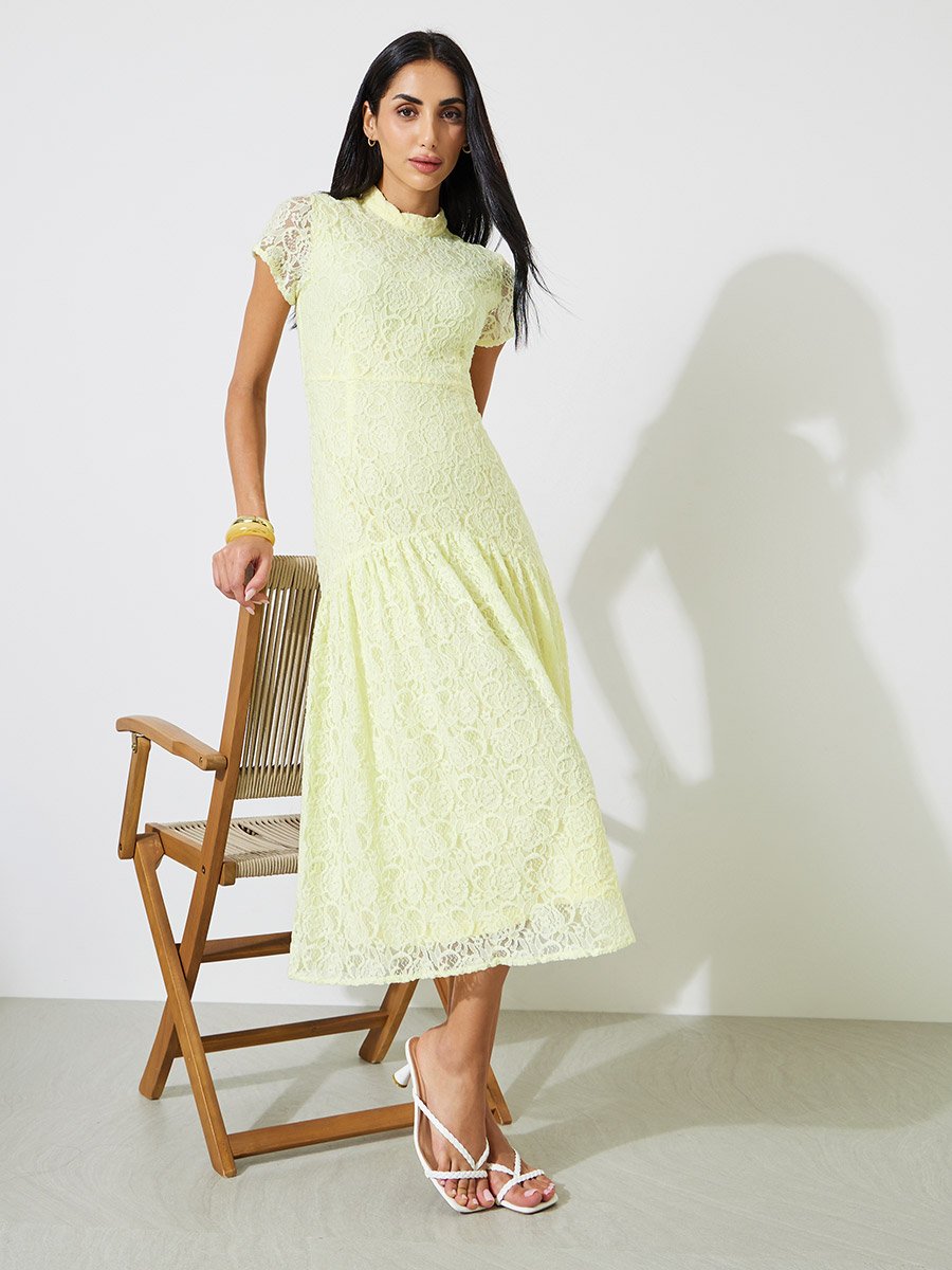Yellow Short Sleeves Lace A-Line Midi Dress