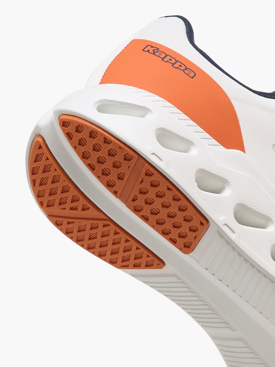 Men Lace-Up Sports Shoes
