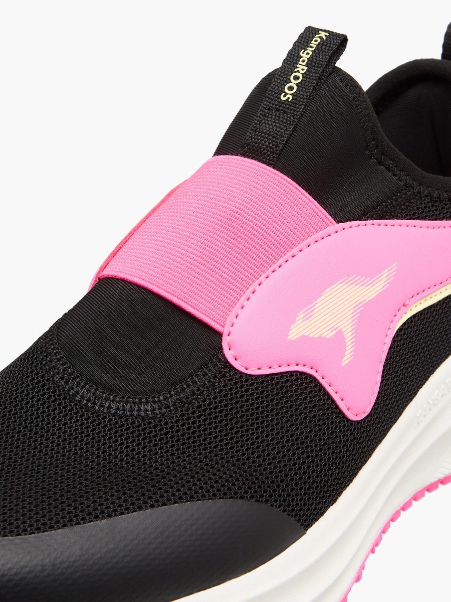 Women Slip-On Sports Shoes
