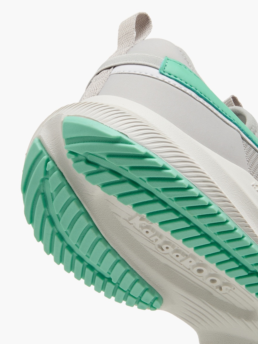 Women Slip-On Sports Shoes