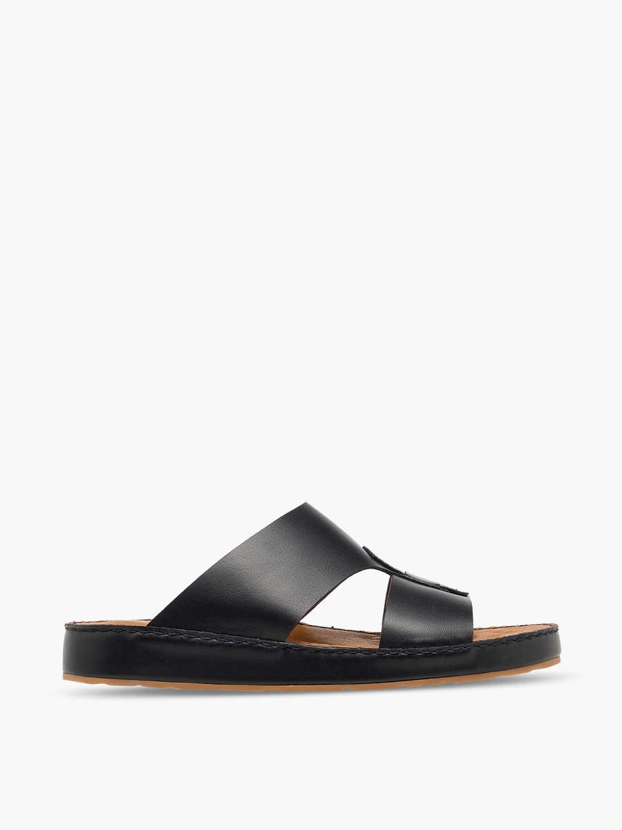 Men Panelled Leather Arabic Sandals