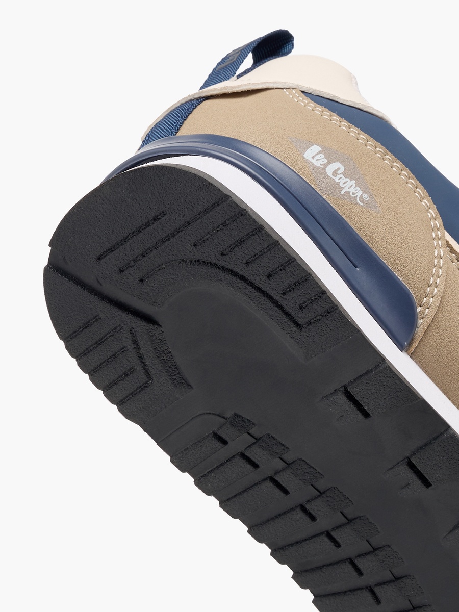 Men Colourblock Lace-Up Sneakers