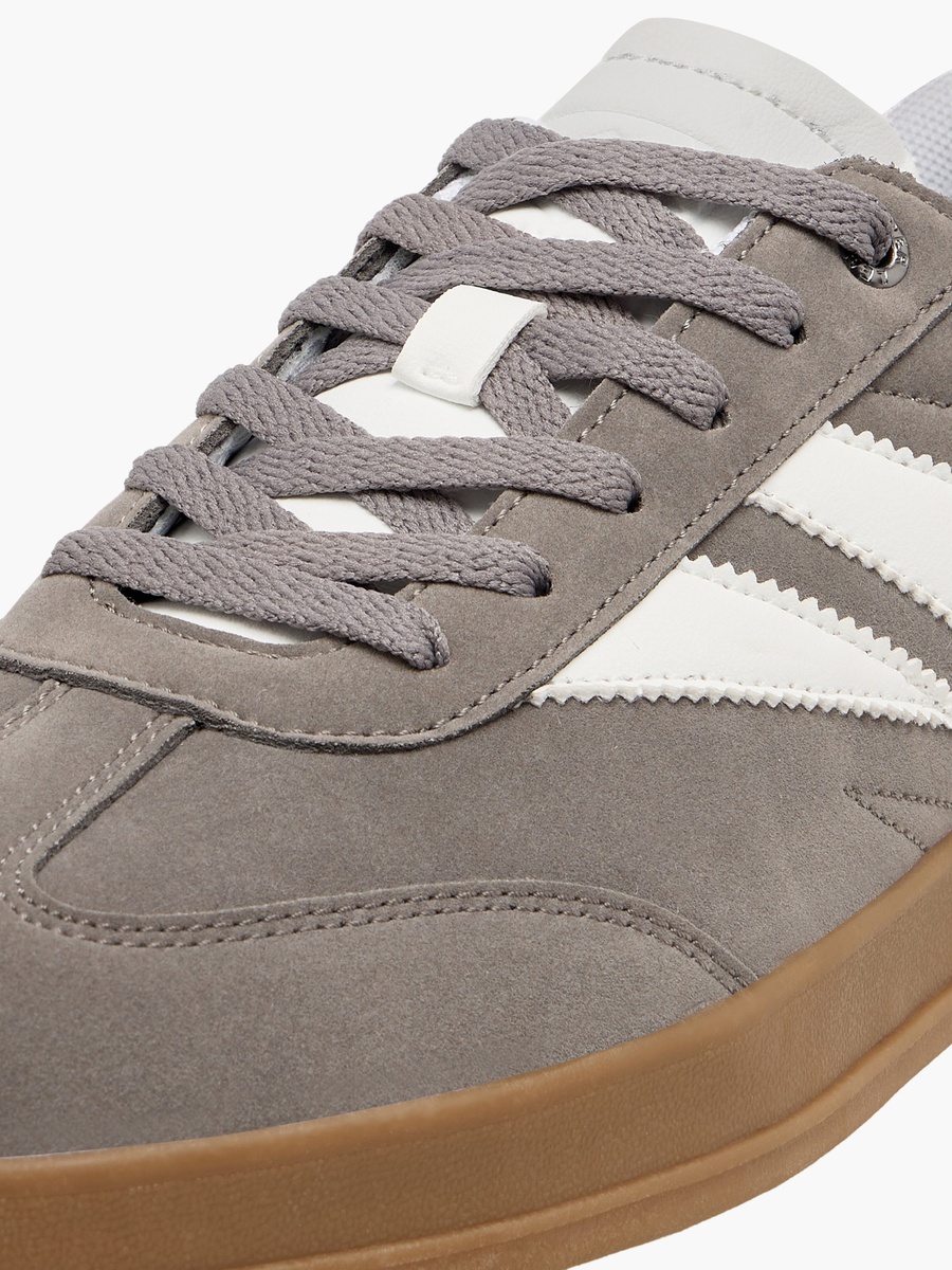 Men Onex Lace-Up Sneakers