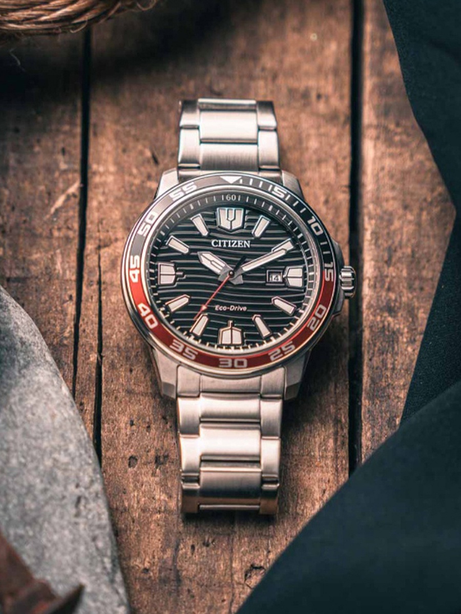 Men Eco-Drive Light Powered Movement Analog Display Watch with Stainless Steel Strap - AW1527-86E, Silver