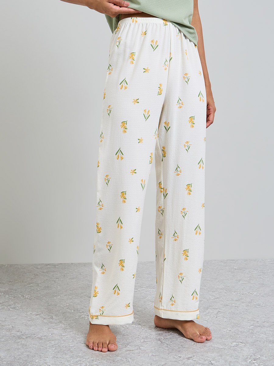 Solid Cami and Floral Print Pyjama Set