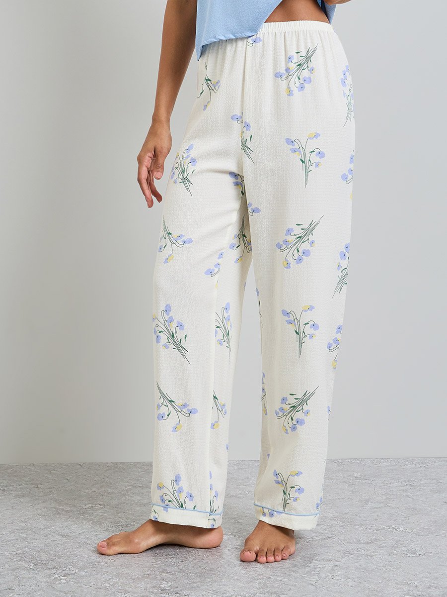 Solid Cami and Floral Print Pyjama Set