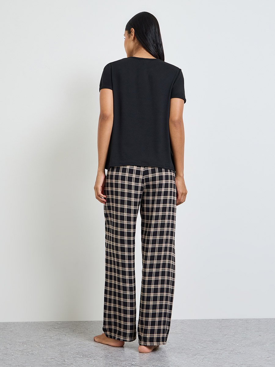 Black Checked Pocket T-Shirt and Pyjama Set