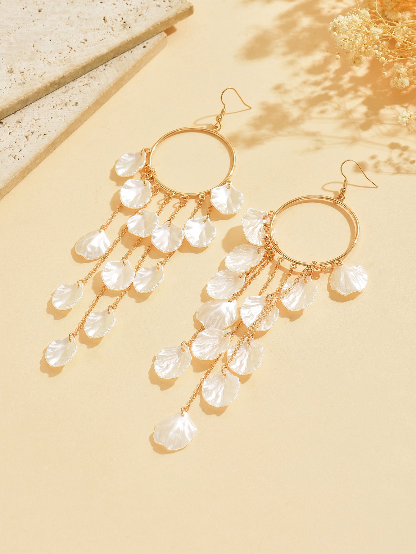 Shell Tassel Hoop Earrings