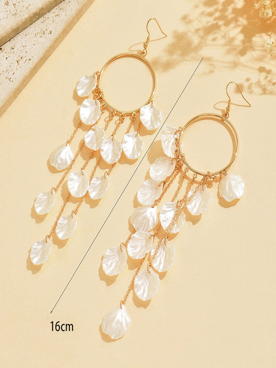 Shell Tassel Hoop Earrings