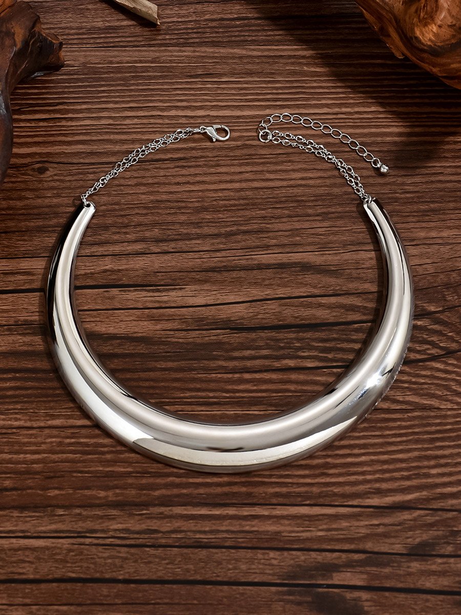 Minimalist Glossy Choker Necklace