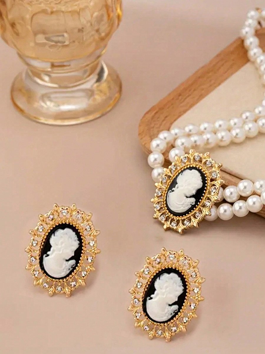 Double-Layer Retro Rhinestone Faux Pearl Choker with Earrings Set