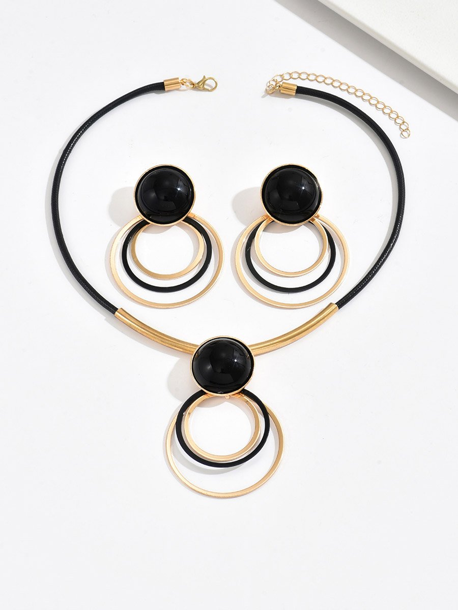 Gold Tone Geometric Pendant Necklace and Earrings Set
