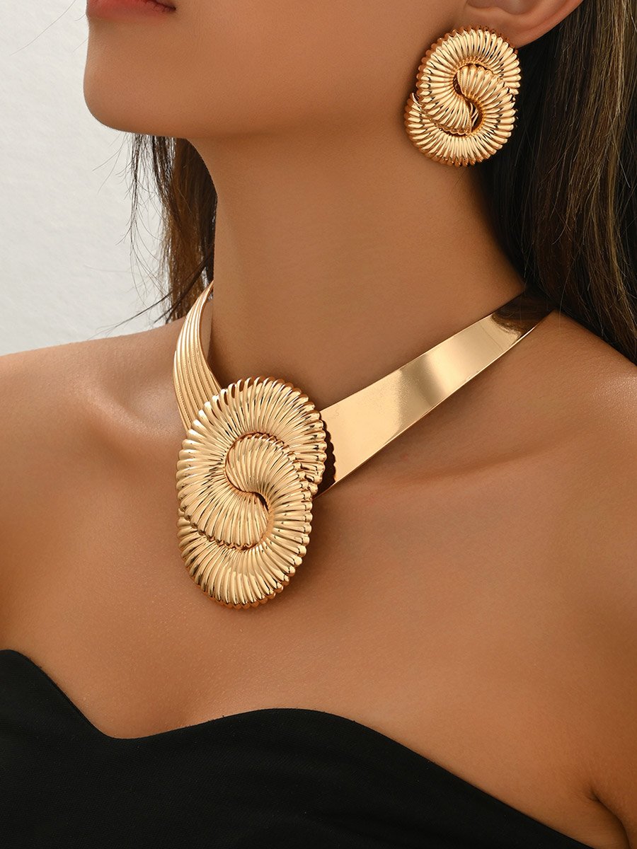 Retro Bohemian V-Shaped Necklace with Earrings Set