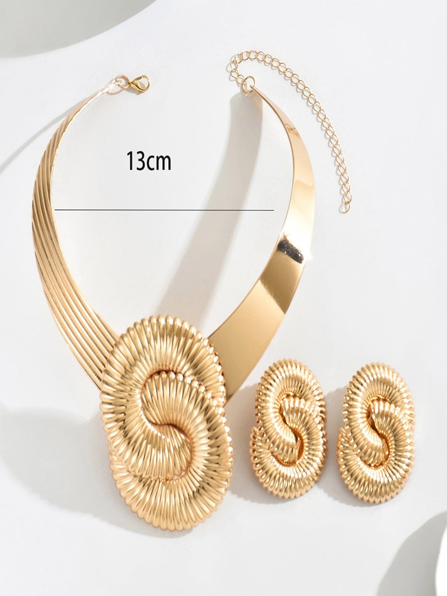 Retro Bohemian V-Shaped Necklace with Earrings Set